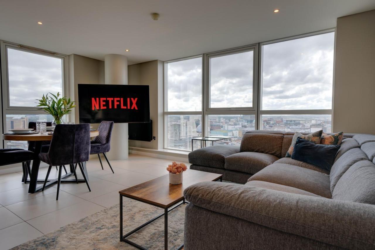 Tallest Building In The City Centre Sleeps 5 Incredible City Mountain And Lagan Views Belfast Luaran gambar