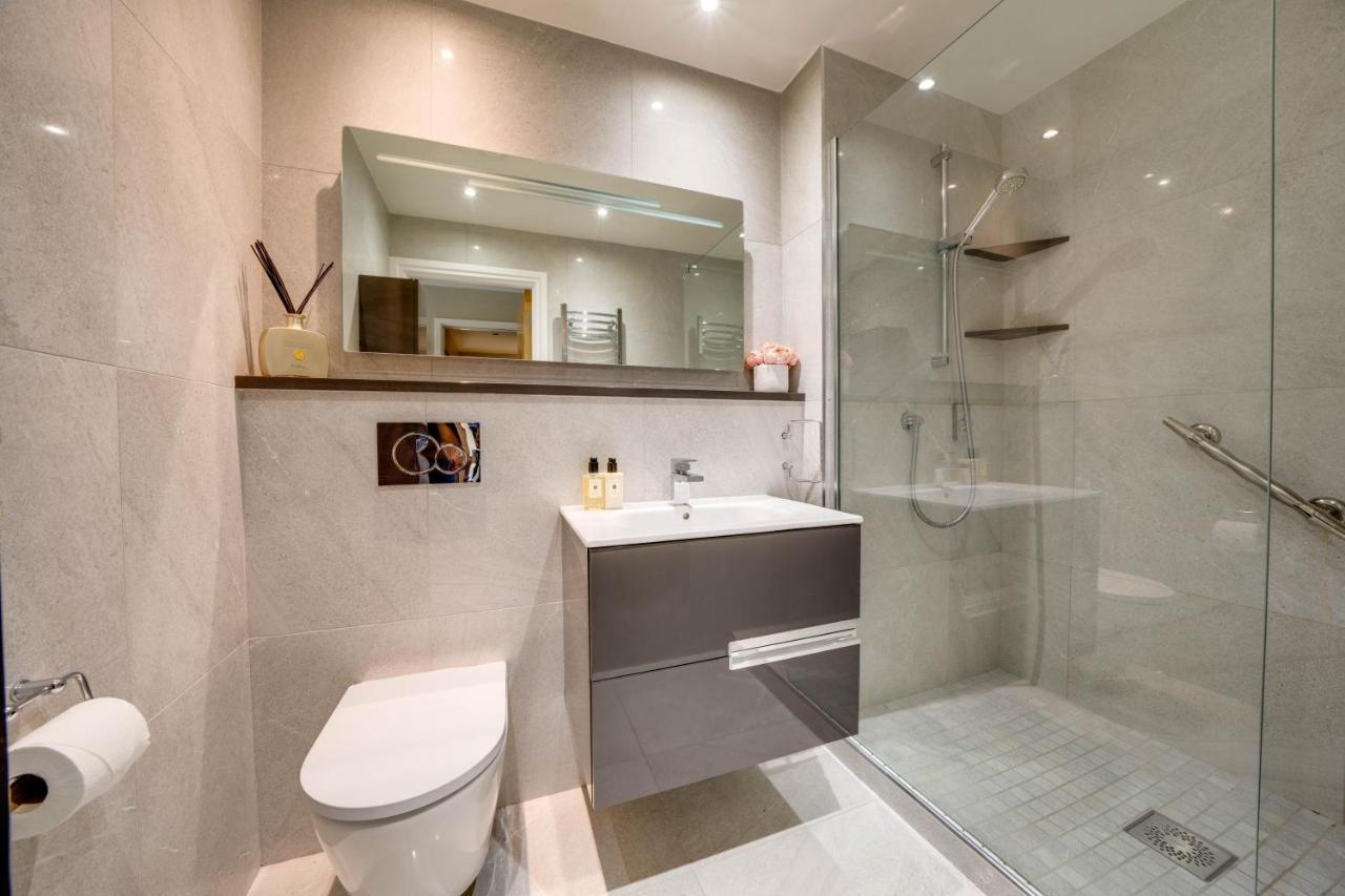 Tallest Building In The City Centre Sleeps 5 Incredible City Mountain And Lagan Views Belfast Luaran gambar