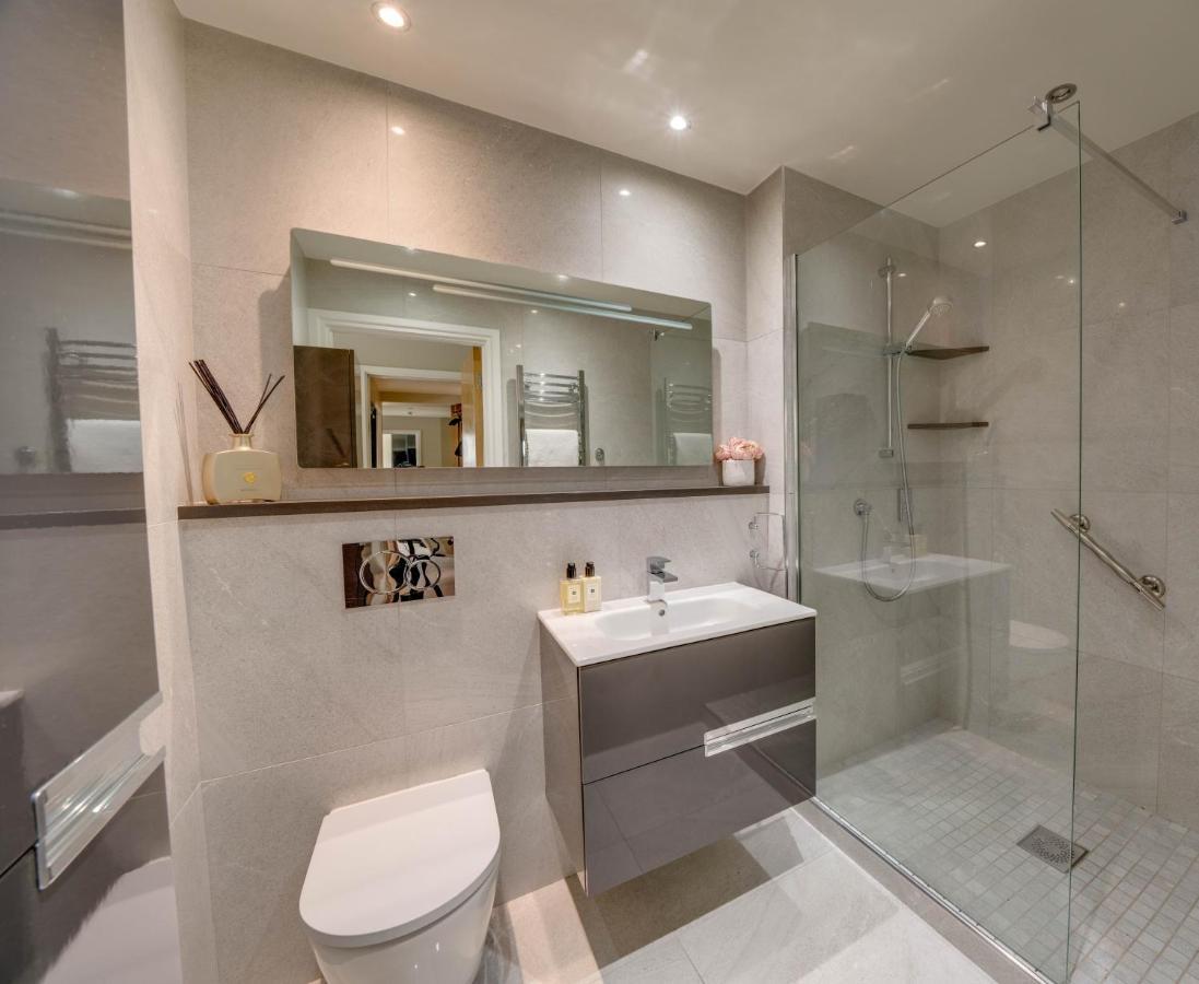 Tallest Building In The City Centre Sleeps 5 Incredible City Mountain And Lagan Views Belfast Luaran gambar